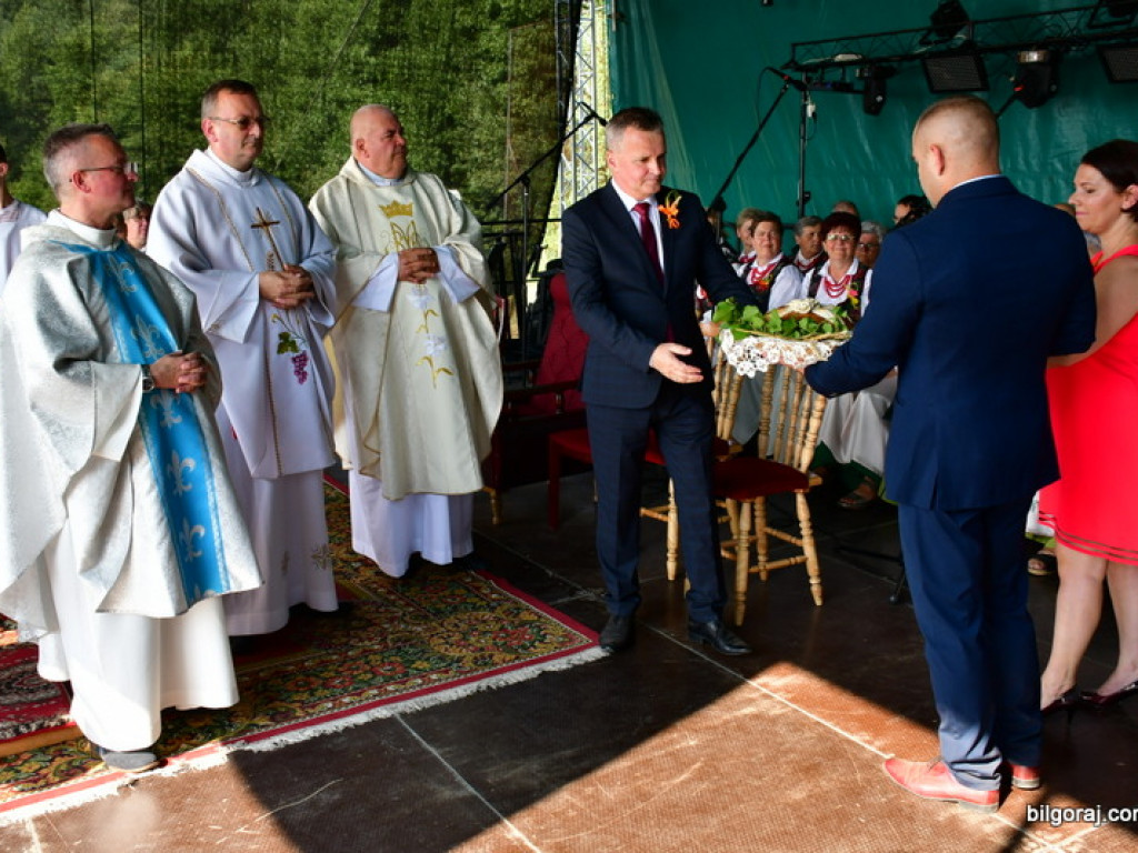 Dożynki w Gminie Biłgoraj. Dziękowano Bogu za łaski, rolnikom za pracę (FOTO)