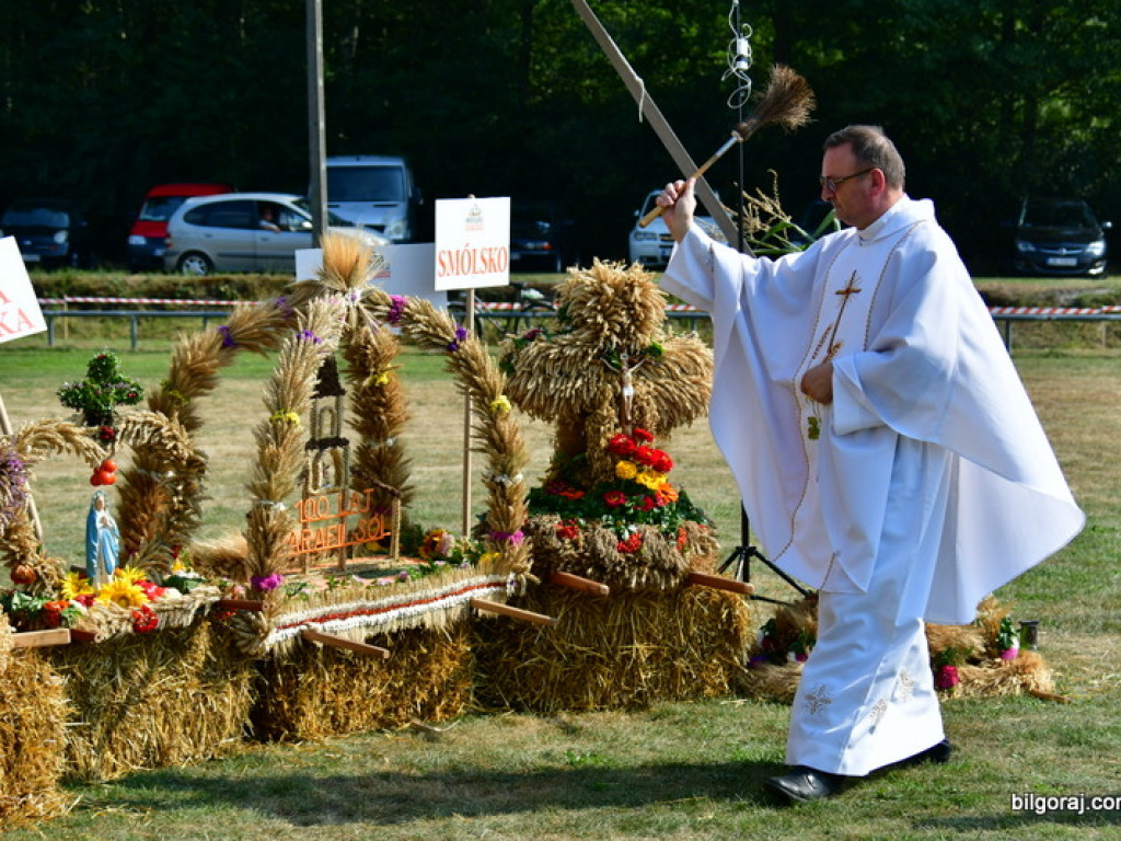 Dożynki w Gminie Biłgoraj. Dziękowano Bogu za łaski, rolnikom za pracę (FOTO)