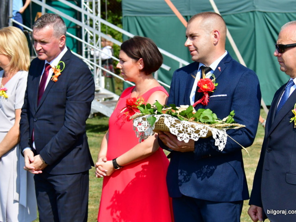 Dożynki w Gminie Biłgoraj. Dziękowano Bogu za łaski, rolnikom za pracę (FOTO)