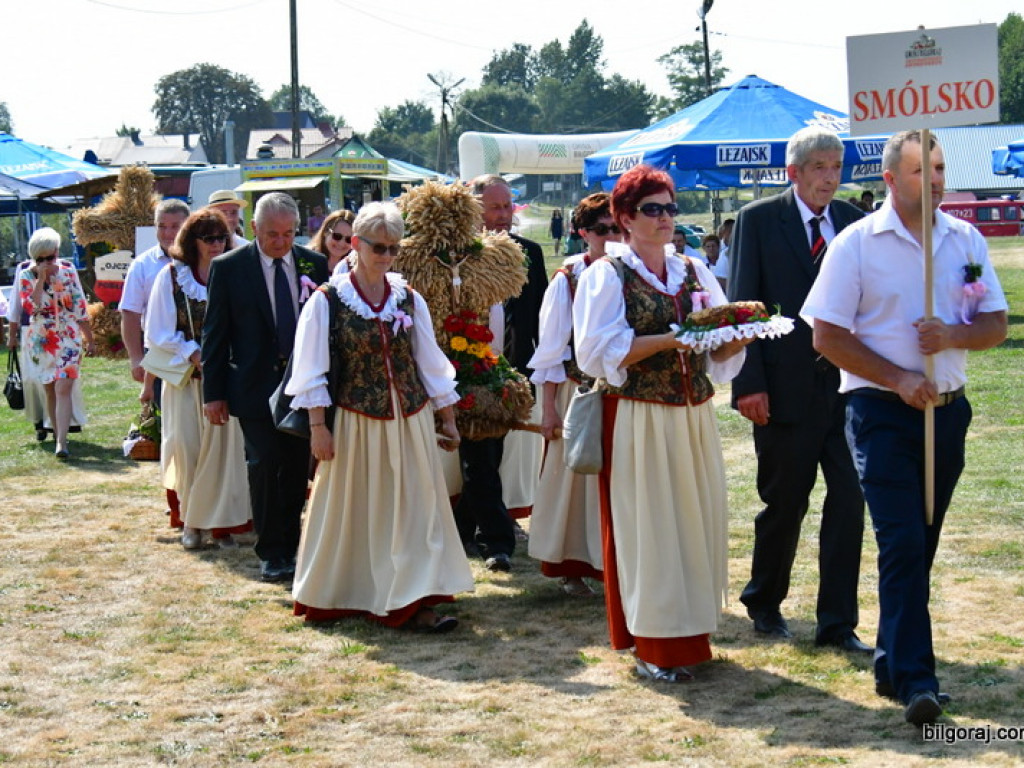 Dożynki w Gminie Biłgoraj. Dziękowano Bogu za łaski, rolnikom za pracę (FOTO)