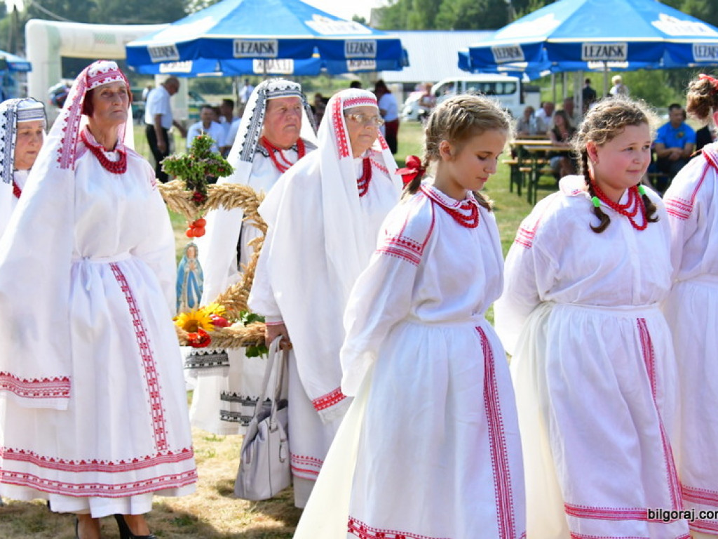 Dożynki w Gminie Biłgoraj. Dziękowano Bogu za łaski, rolnikom za pracę (FOTO)