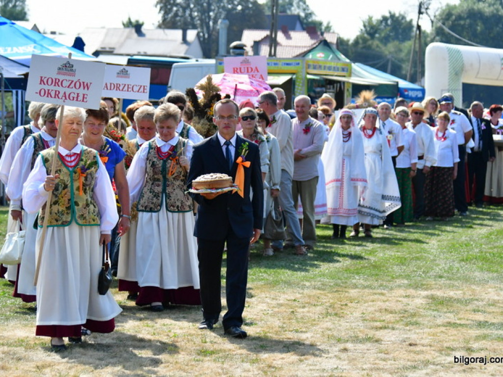 Dożynki w Gminie Biłgoraj. Dziękowano Bogu za łaski, rolnikom za pracę (FOTO)