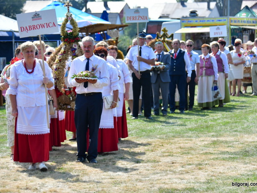 Dożynki w Gminie Biłgoraj. Dziękowano Bogu za łaski, rolnikom za pracę (FOTO)