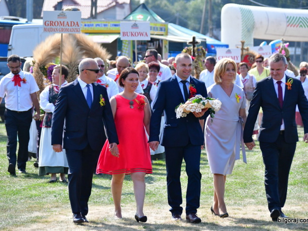 Dożynki w Gminie Biłgoraj. Dziękowano Bogu za łaski, rolnikom za pracę (FOTO)