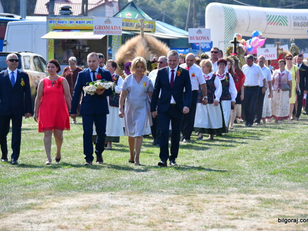 Dożynki w Gminie Biłgoraj. Dziękowano Bogu za łaski, rolnikom za pracę (FOTO)