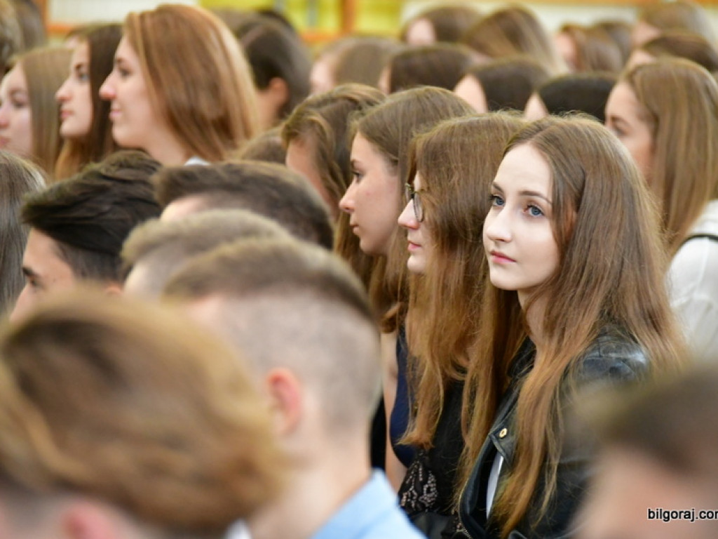 W szkołach powiatu biłgorajskiego zainaugurowano nowy rok szkolny (FOTO)
