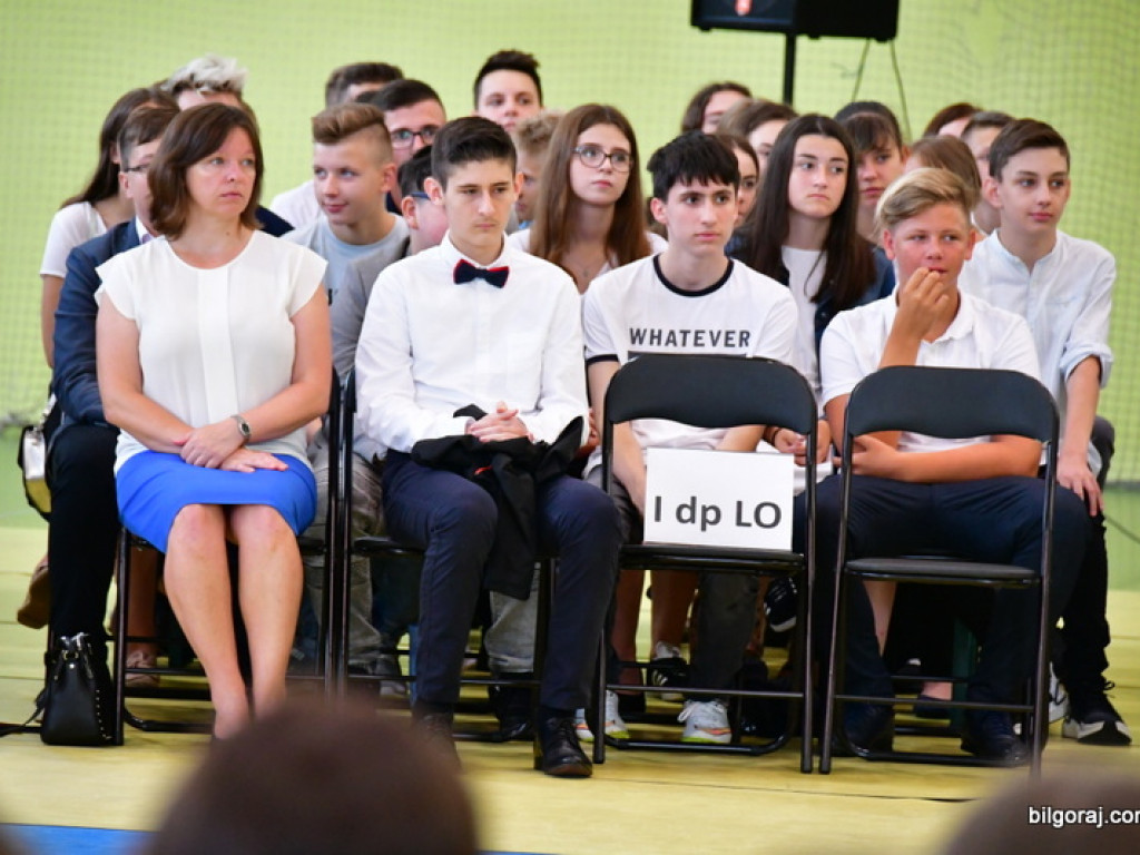 W szkołach powiatu biłgorajskiego zainaugurowano nowy rok szkolny (FOTO)