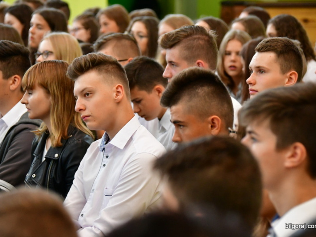 W szkołach powiatu biłgorajskiego zainaugurowano nowy rok szkolny (FOTO)