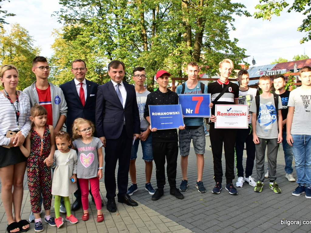 Wiceminister w Biłgoraju zainicjował kampanię wyborczą. Towarzyszył mu Zbigniew Ziobro (FOTO, VIDEO)