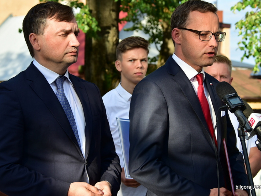 Wiceminister w Biłgoraju zainicjował kampanię wyborczą. Towarzyszył mu Zbigniew Ziobro (FOTO, VIDEO)
