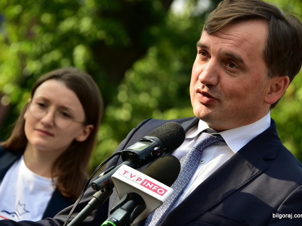 Wiceminister w Biłgoraju zainicjował kampanię wyborczą. Towarzyszył mu Zbigniew Ziobro (FOTO, VIDEO)