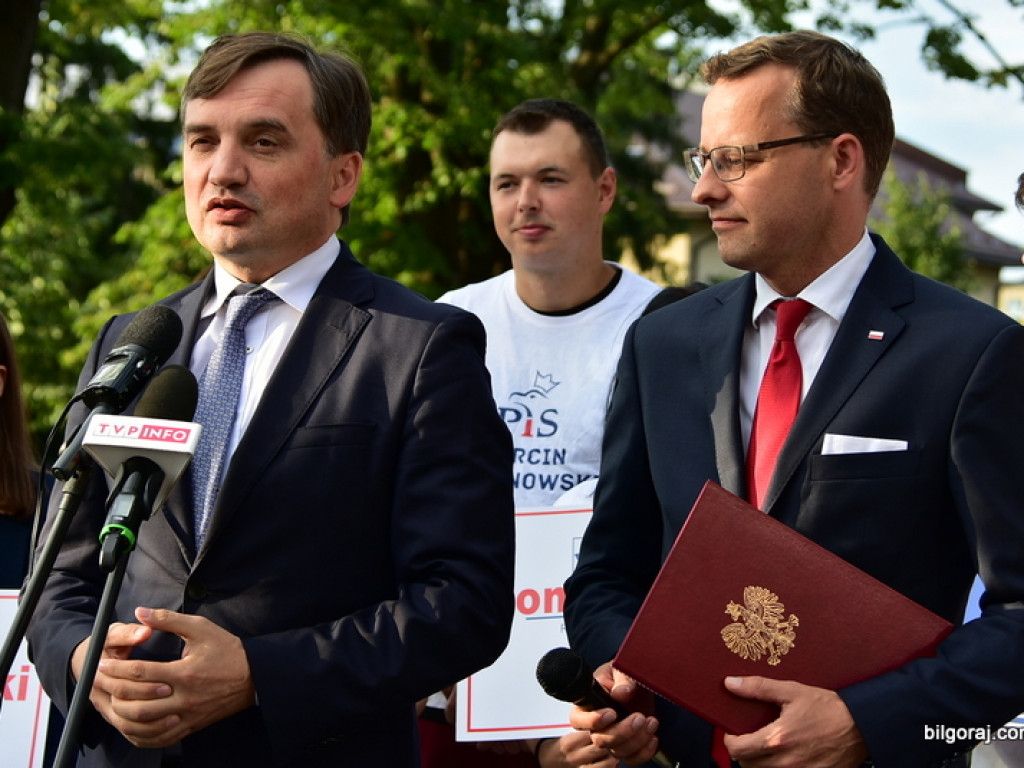 Wiceminister w Biłgoraju zainicjował kampanię wyborczą. Towarzyszył mu Zbigniew Ziobro (FOTO, VIDEO)