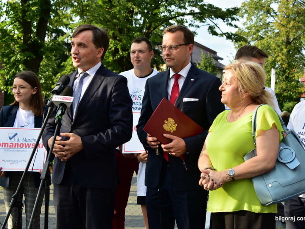Wiceminister w Biłgoraju zainicjował kampanię wyborczą. Towarzyszył mu Zbigniew Ziobro (FOTO, VIDEO)