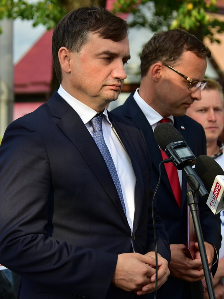 Wiceminister w Biłgoraju zainicjował kampanię wyborczą. Towarzyszył mu Zbigniew Ziobro (FOTO, VIDEO)