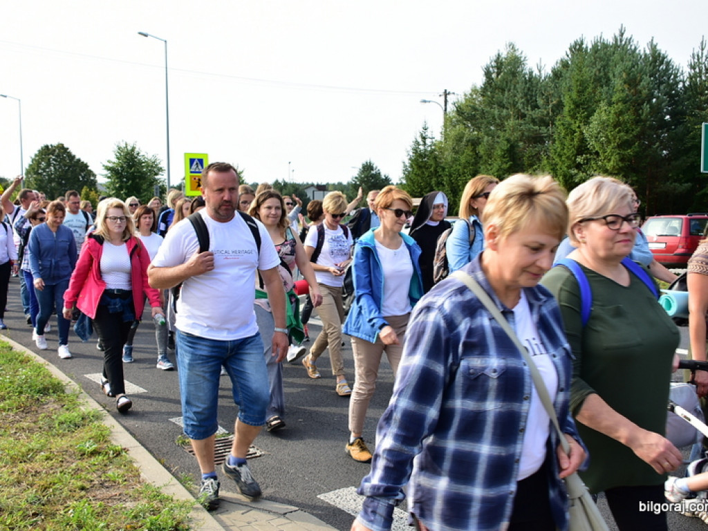 Na pielgrzymim szlaku do Janowskiej Pani (FOTO)