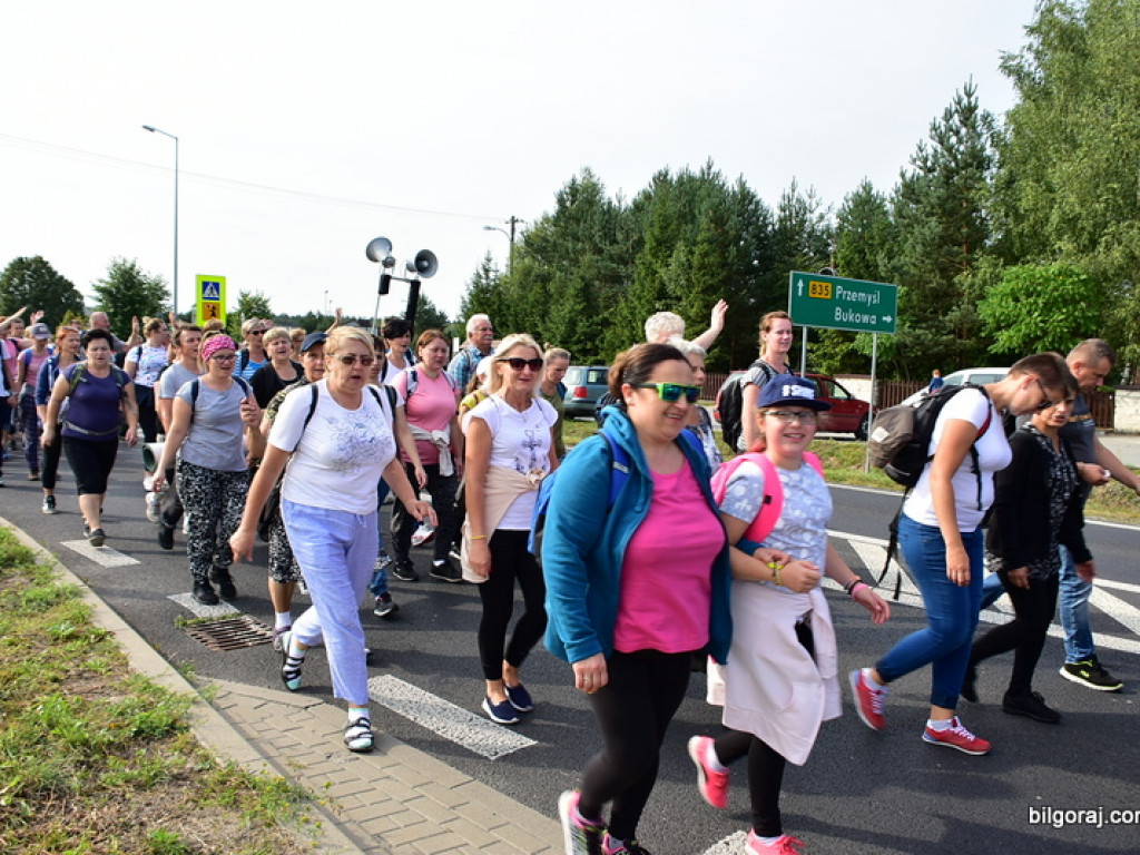 Na pielgrzymim szlaku do Janowskiej Pani (FOTO)