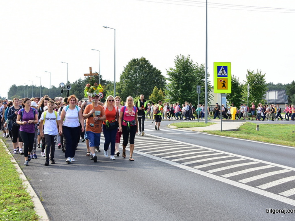 Na pielgrzymim szlaku do Janowskiej Pani (FOTO)