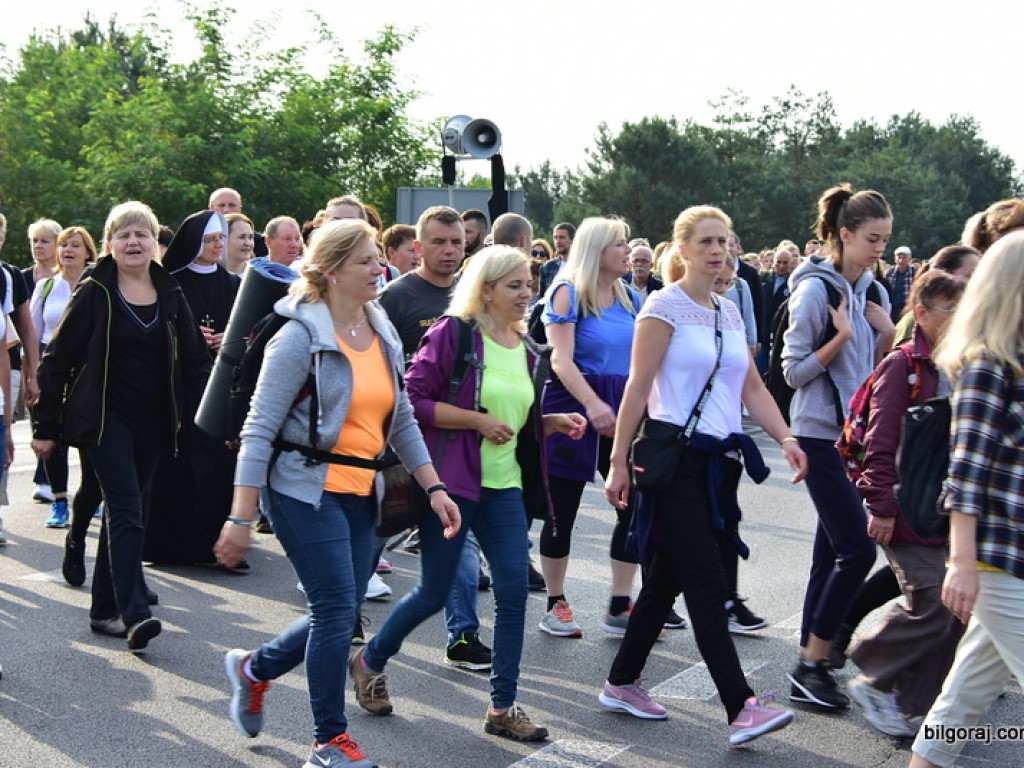 Na pielgrzymim szlaku do Janowskiej Pani (FOTO)