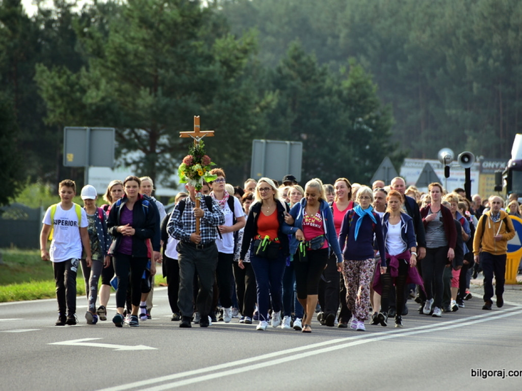 Na pielgrzymim szlaku do Janowskiej Pani (FOTO)