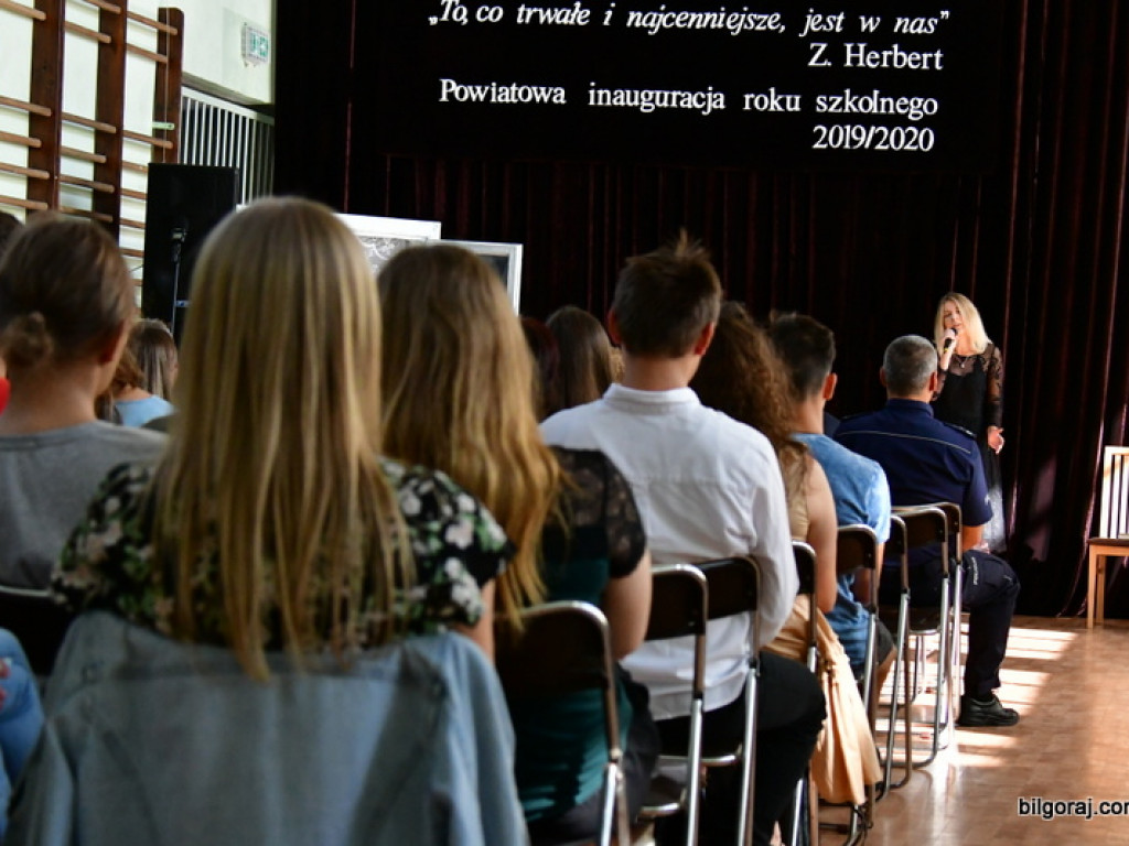 Powiatowa inauguracja roku szkolnego (FOTO, VIDEO)