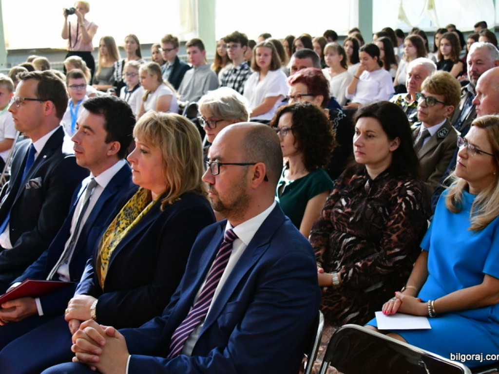 Powiatowa inauguracja roku szkolnego (FOTO, VIDEO)