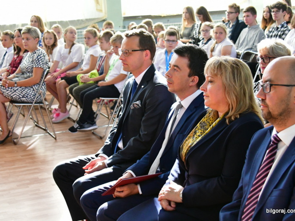 Powiatowa inauguracja roku szkolnego (FOTO, VIDEO)