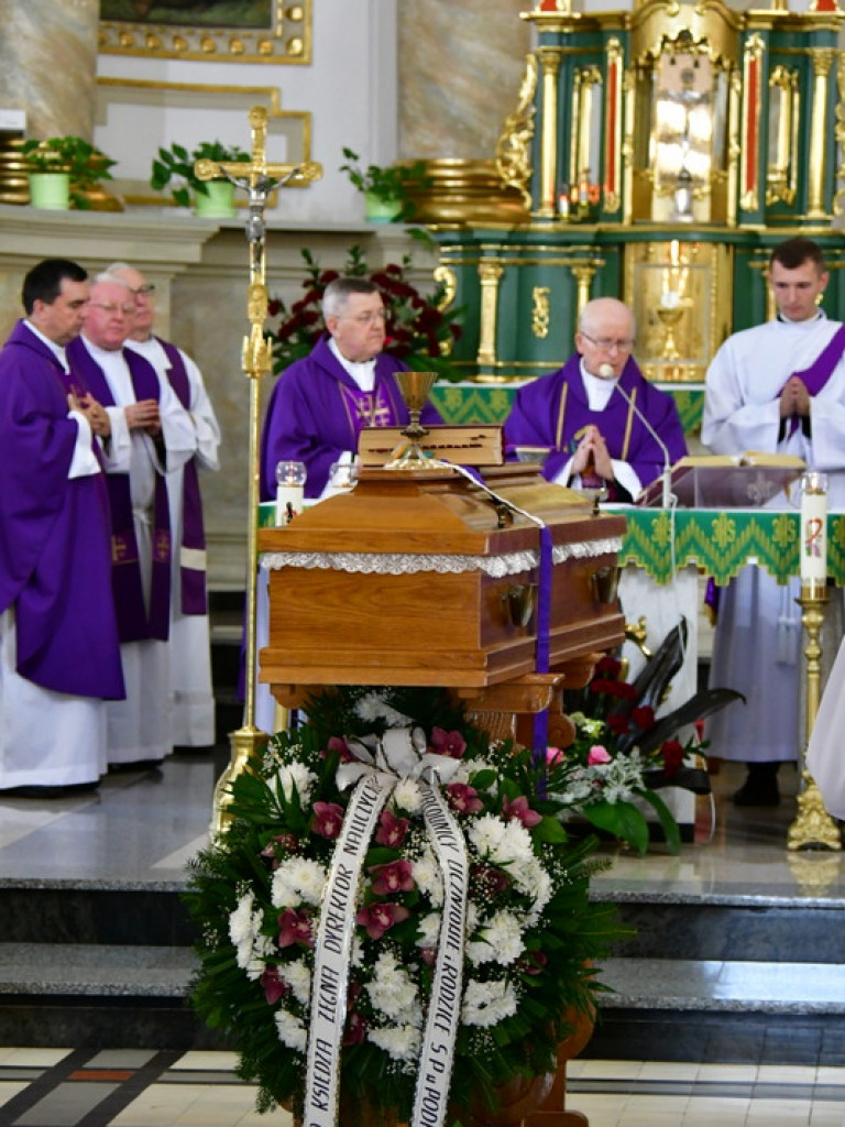 Msza żałobna za ks. Eugeniusza Tatarczaka (FOTO)