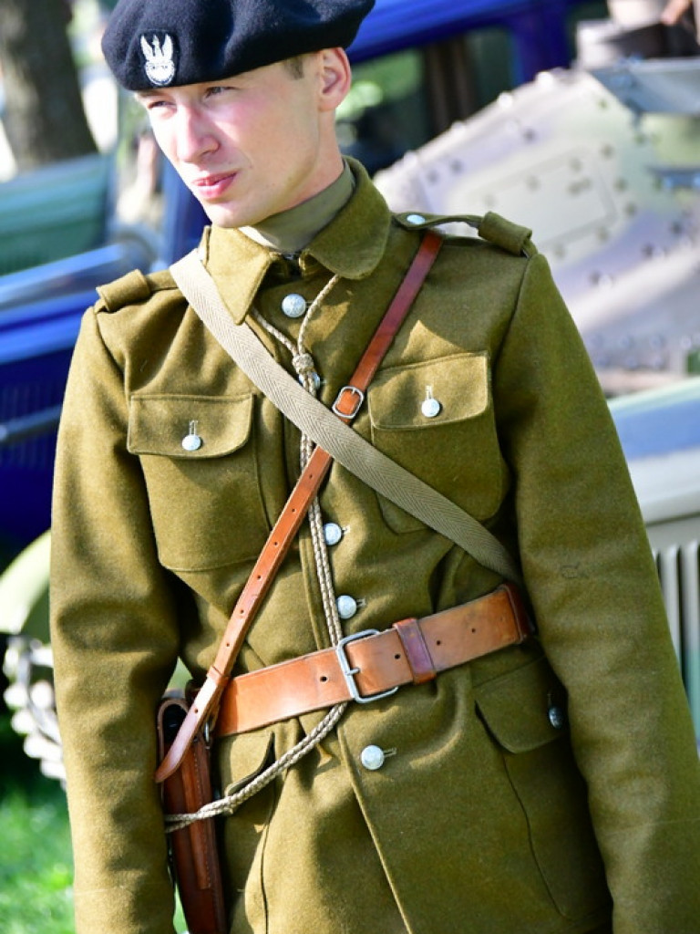 Rajd historyczny trasą walk Warszawskiej Brygady Pancerno - Motorowej (FOTO)