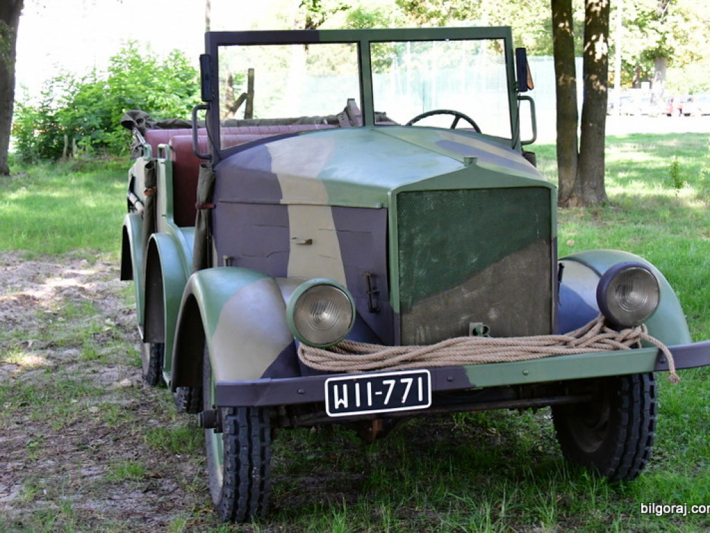 Rajd historyczny trasą walk Warszawskiej Brygady Pancerno - Motorowej (FOTO)