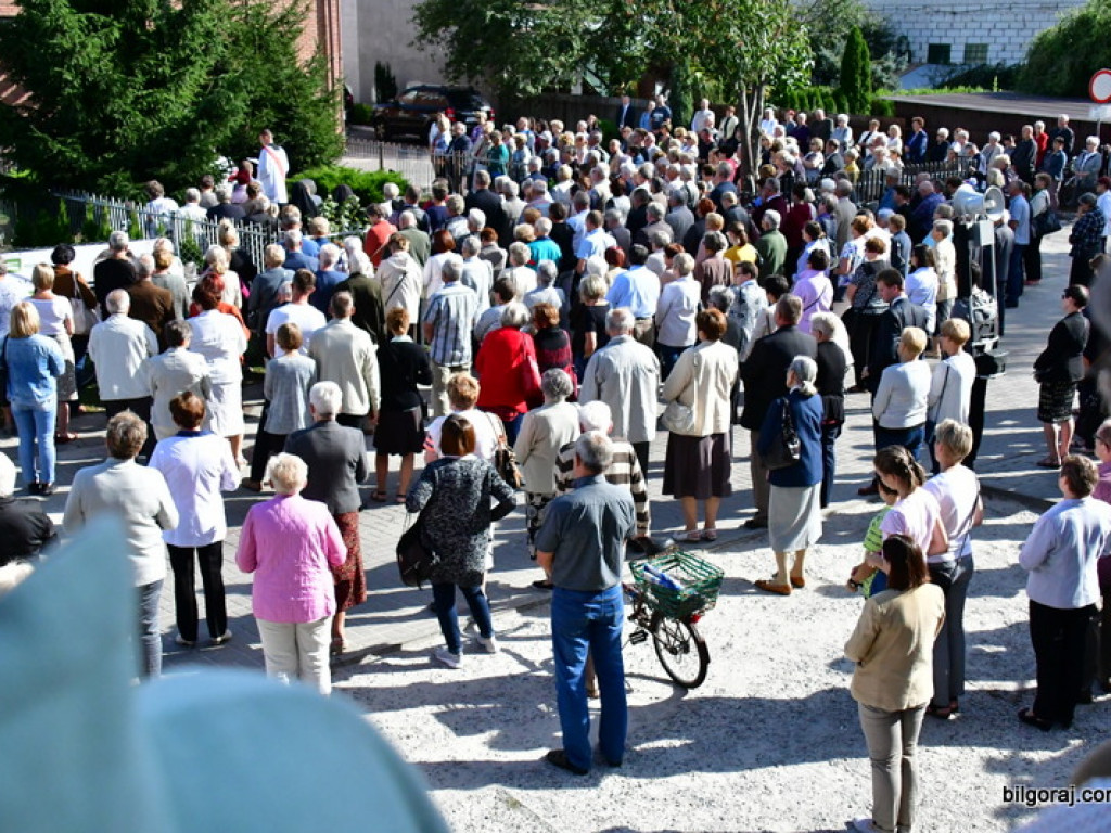 Polska pod krzyżem. Biłgoraj łączył się w modlitwie z ogólnopolską akcją organizowaną we Włocławsku (FOTO)