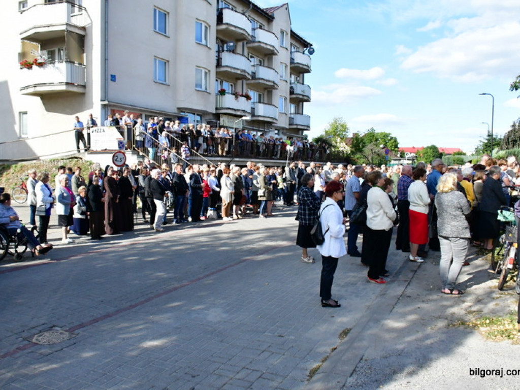 Polska pod krzyżem. Biłgoraj łączył się w modlitwie z ogólnopolską akcją organizowaną we Włocławsku (FOTO)