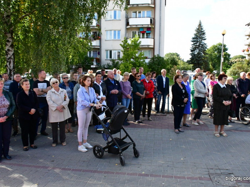 Polska pod krzyżem. Biłgoraj łączył się w modlitwie z ogólnopolską akcją organizowaną we Włocławsku (FOTO)