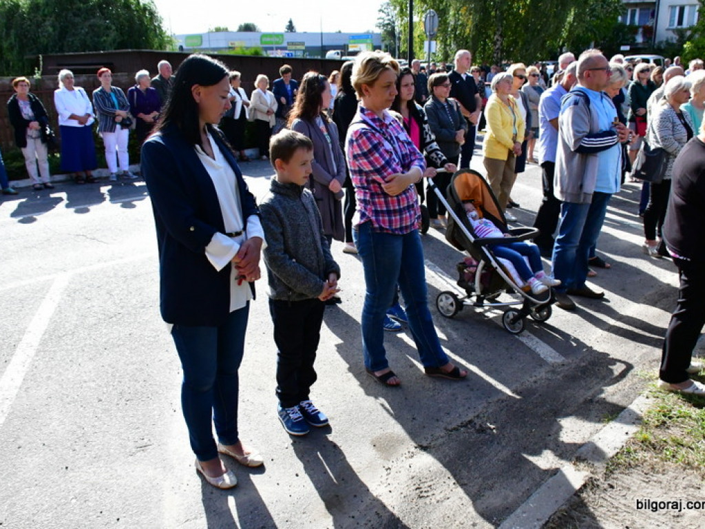 Polska pod krzyżem. Biłgoraj łączył się w modlitwie z ogólnopolską akcją organizowaną we Włocławsku (FOTO)