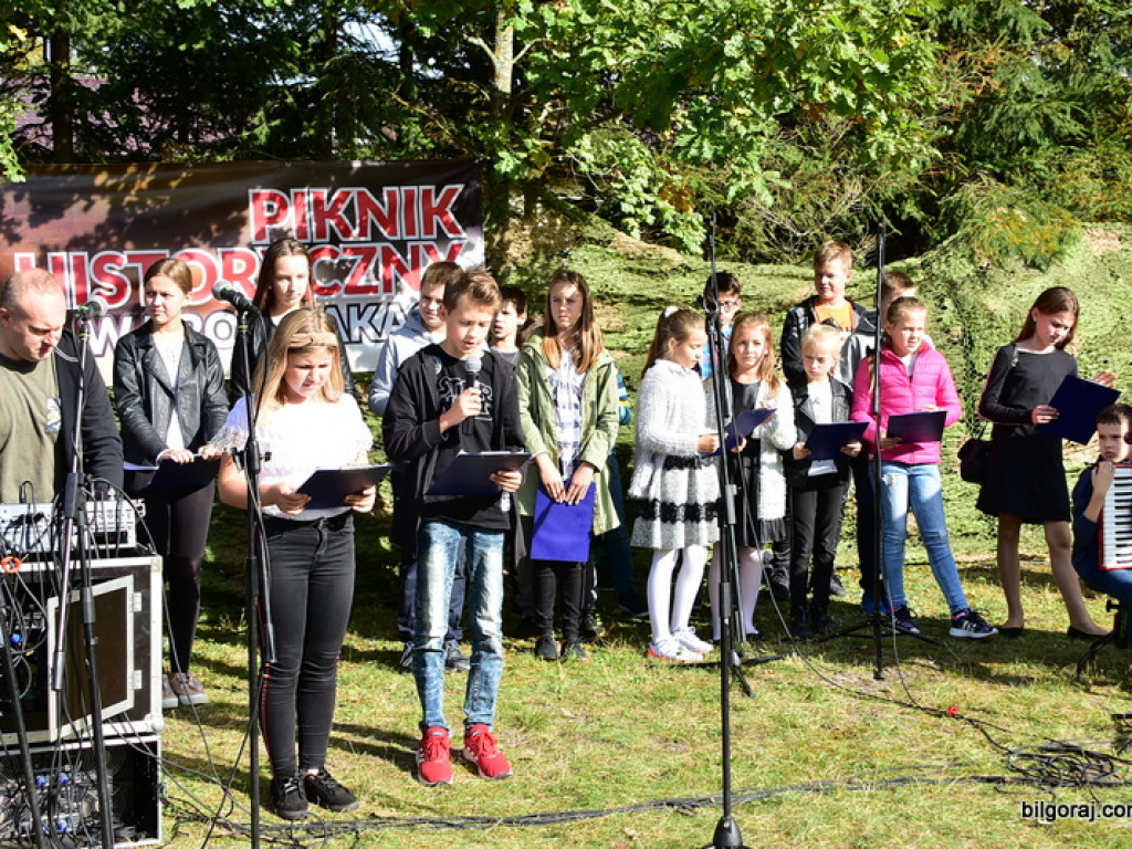 Piknik historyczny w Brodziakach (FOTO)