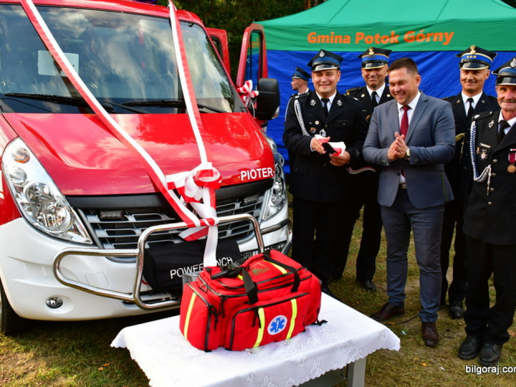 Nowy samochód dla strażaków ochotników z OSP Jedlinki (FOTO)