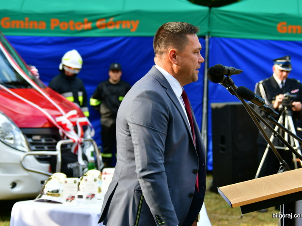 Nowy samochód dla strażaków ochotników z OSP Jedlinki (FOTO)