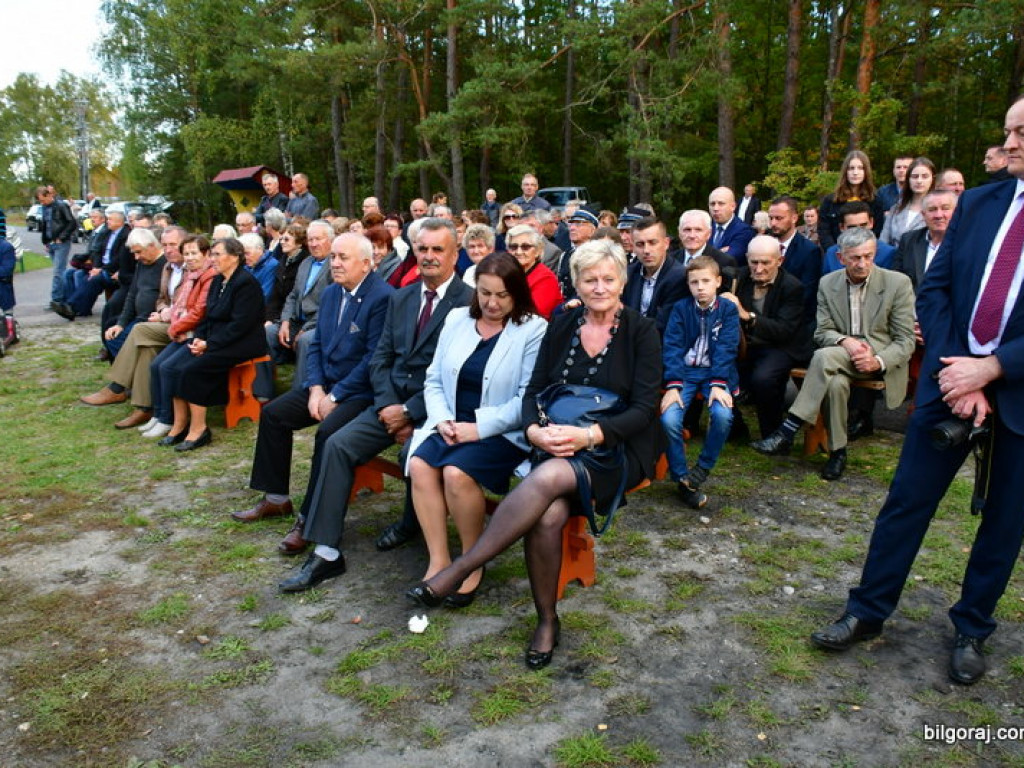 Nowy samochód dla strażaków ochotników z OSP Jedlinki (FOTO)