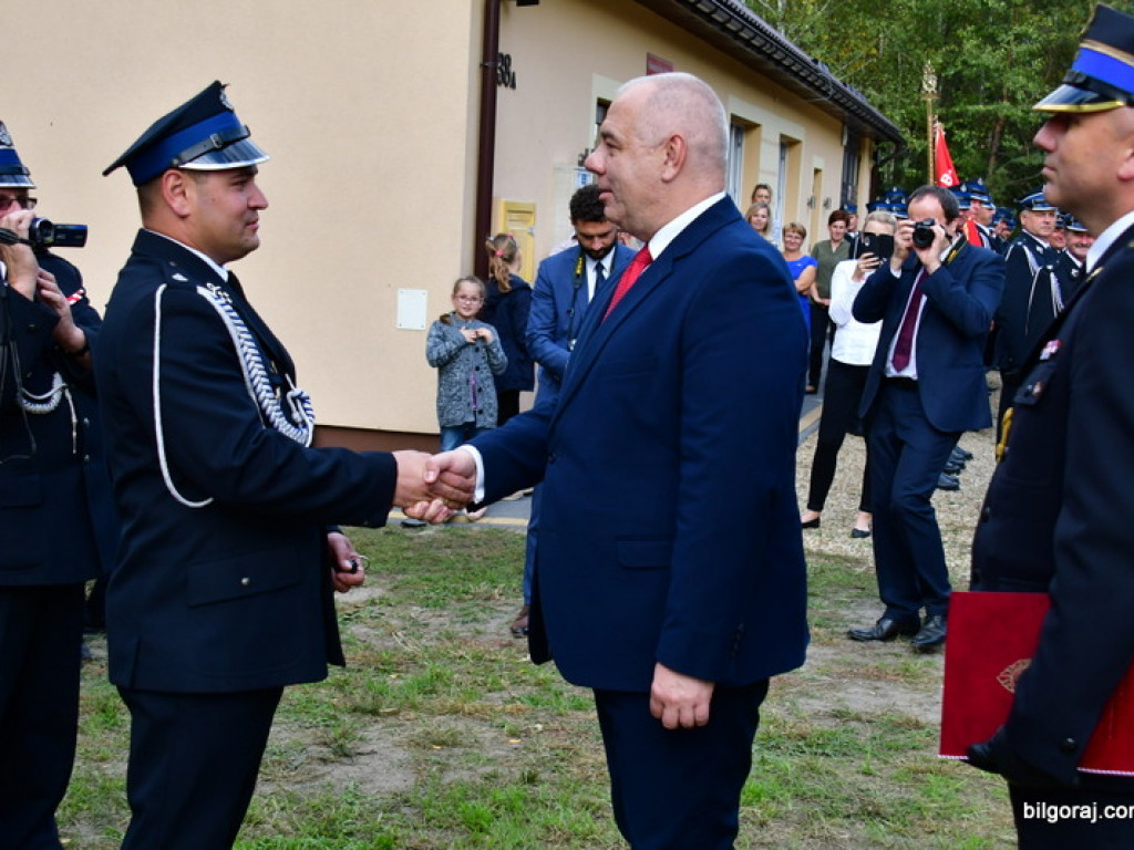 Nowy samochód dla strażaków ochotników z OSP Jedlinki (FOTO)