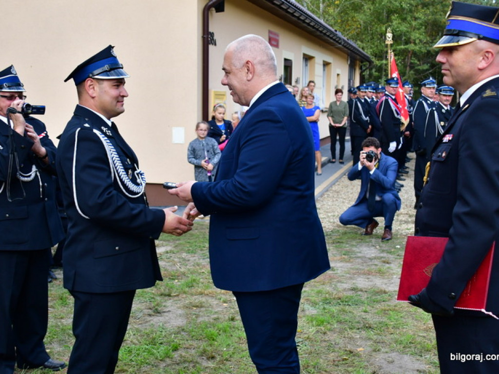 Nowy samochód dla strażaków ochotników z OSP Jedlinki (FOTO)