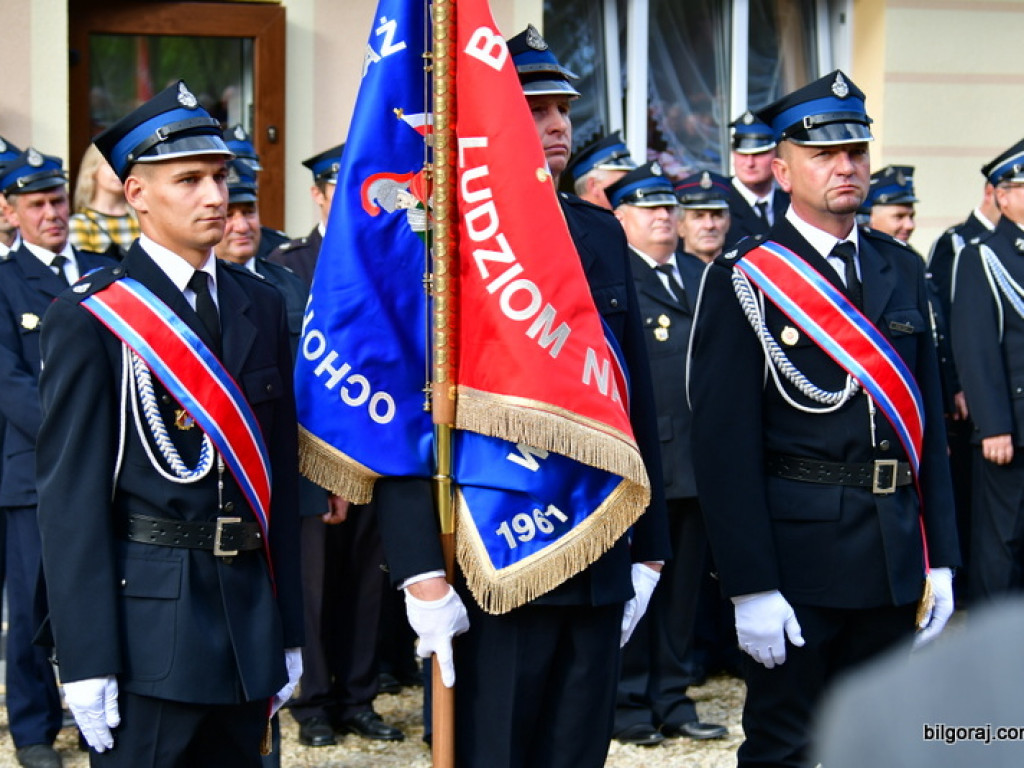 Nowy samochód dla strażaków ochotników z OSP Jedlinki (FOTO)