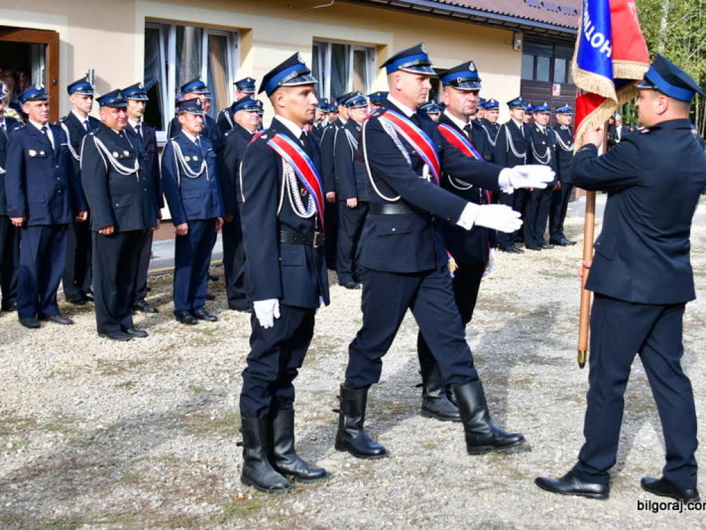 Nowy samochód dla strażaków ochotników z OSP Jedlinki (FOTO)