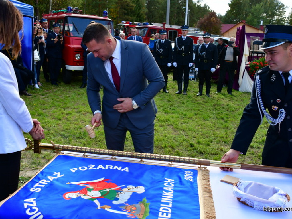 Nowy samochód dla strażaków ochotników z OSP Jedlinki (FOTO)