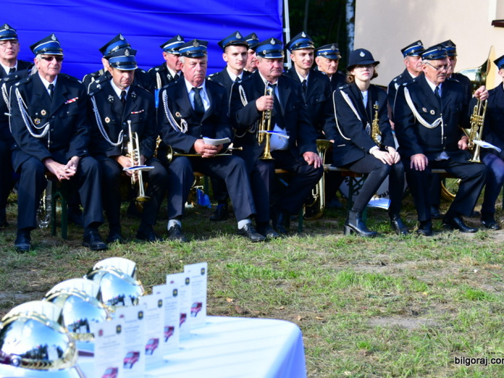 Nowy samochód dla strażaków ochotników z OSP Jedlinki (FOTO)
