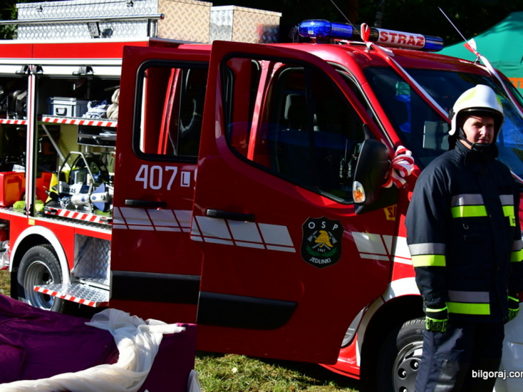 Nowy samochód dla strażaków ochotników z OSP Jedlinki (FOTO)