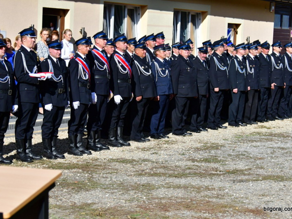 Nowy samochód dla strażaków ochotników z OSP Jedlinki (FOTO)
