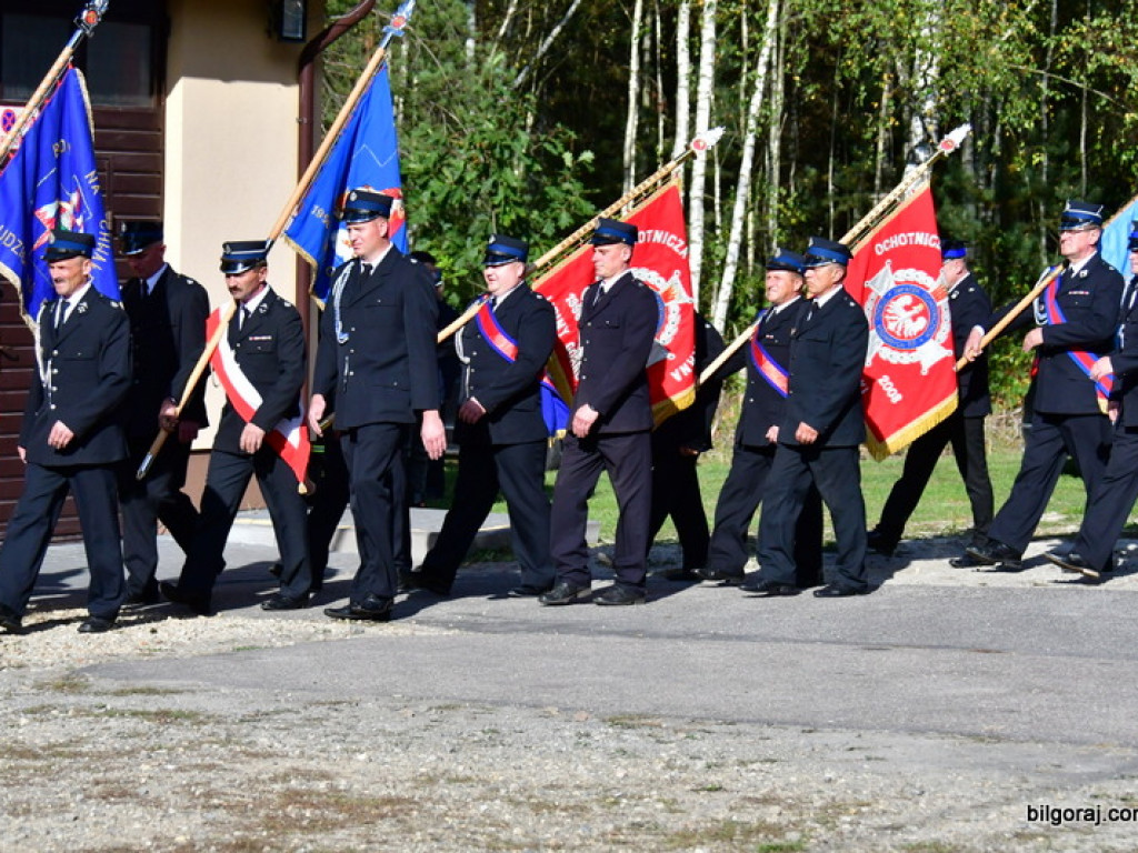 Nowy samochód dla strażaków ochotników z OSP Jedlinki (FOTO)