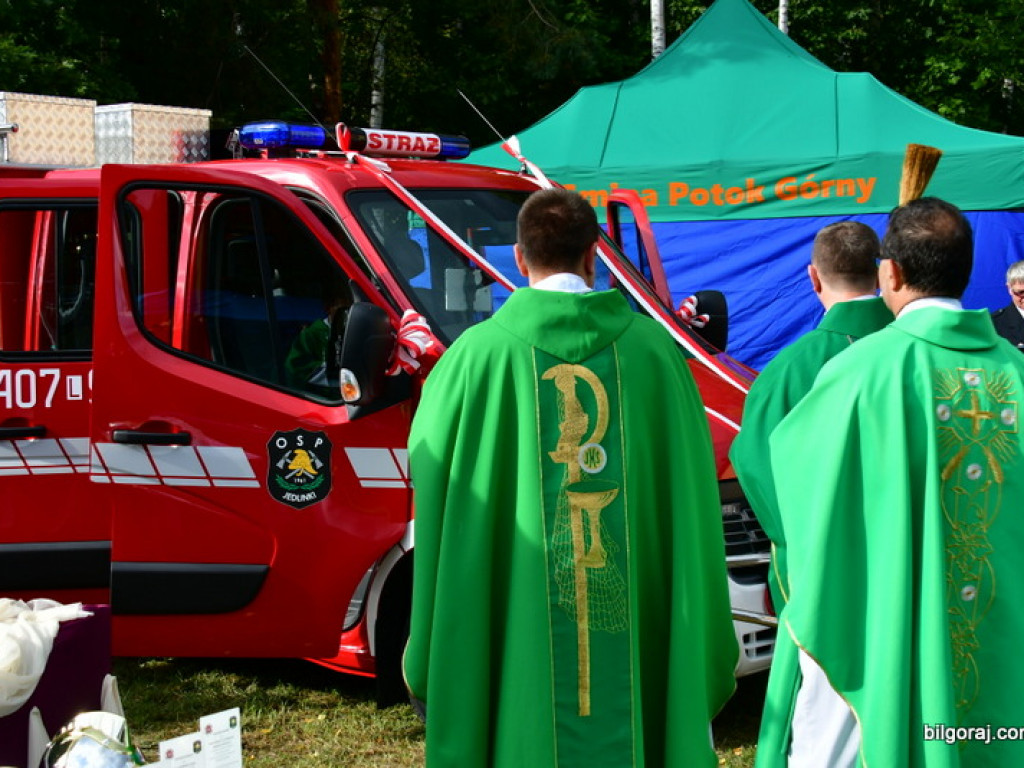 Nowy samochód dla strażaków ochotników z OSP Jedlinki (FOTO)