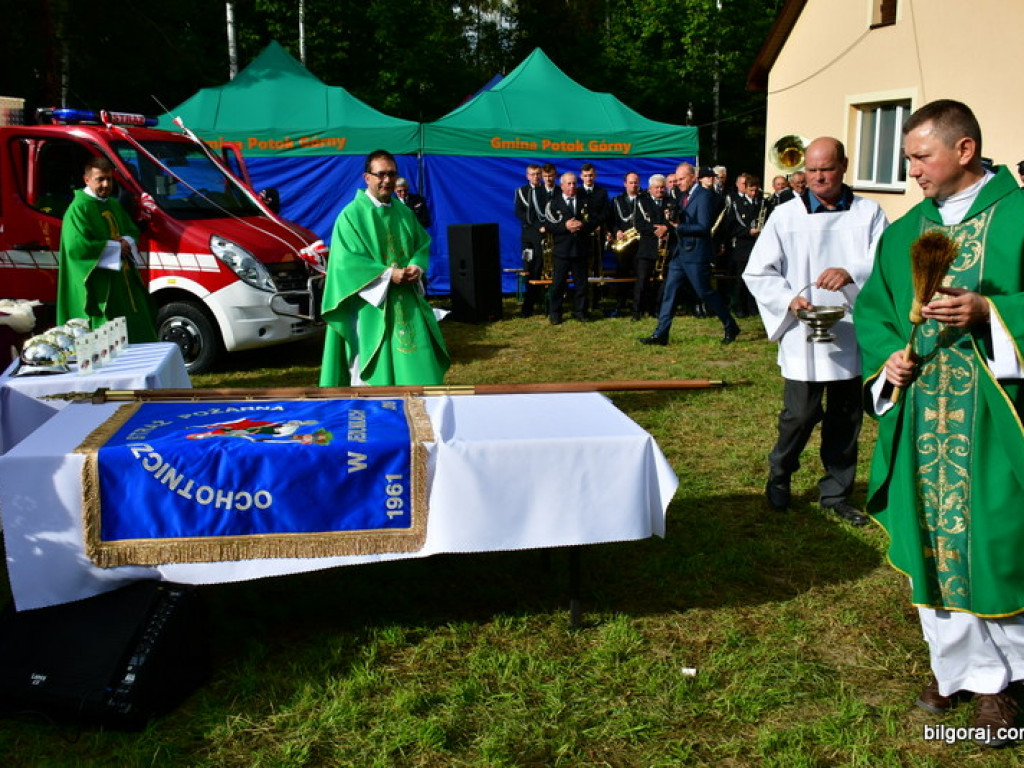Nowy samochód dla strażaków ochotników z OSP Jedlinki (FOTO)