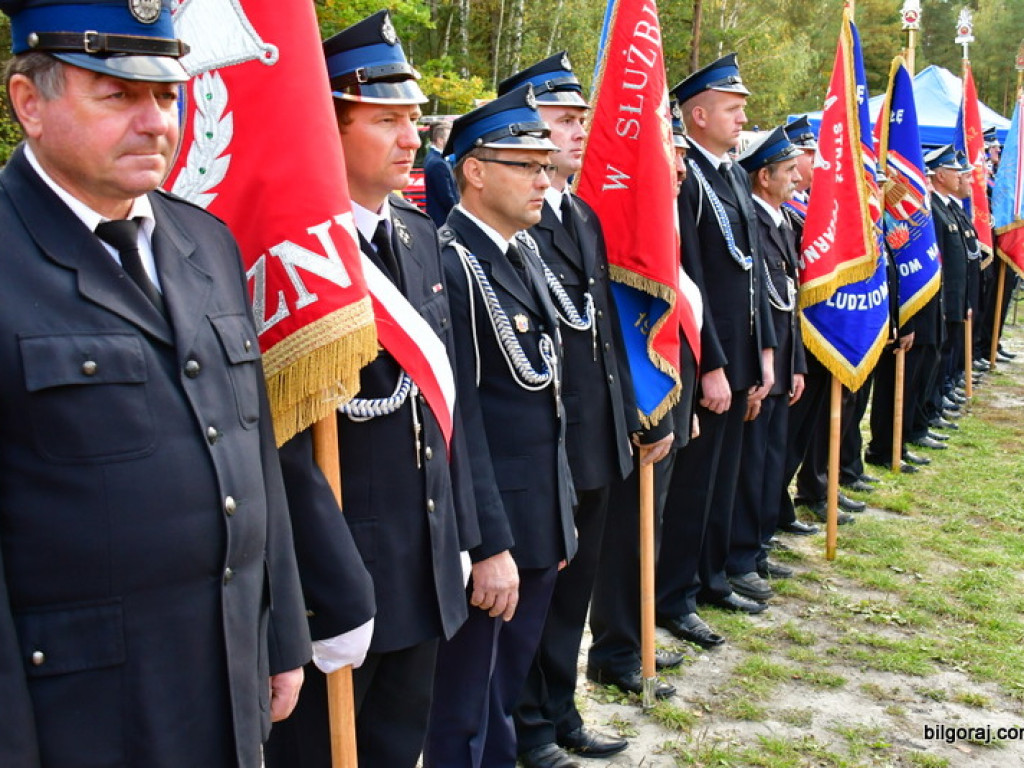 Nowy samochód dla strażaków ochotników z OSP Jedlinki (FOTO)