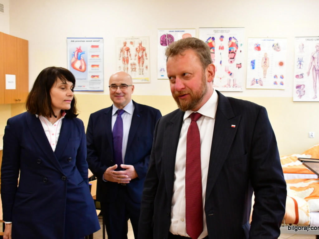 Minister zdrowia z wizytą w Medycznym Studium Zawodowym w Biłgoraju (FOTO)